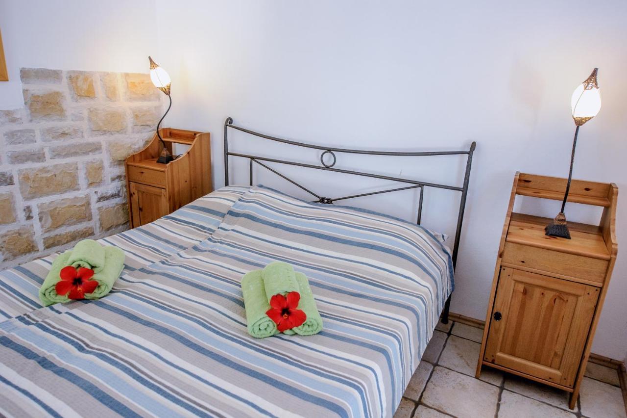 זבלה Hotel Skalinada מראה חיצוני תמונה
