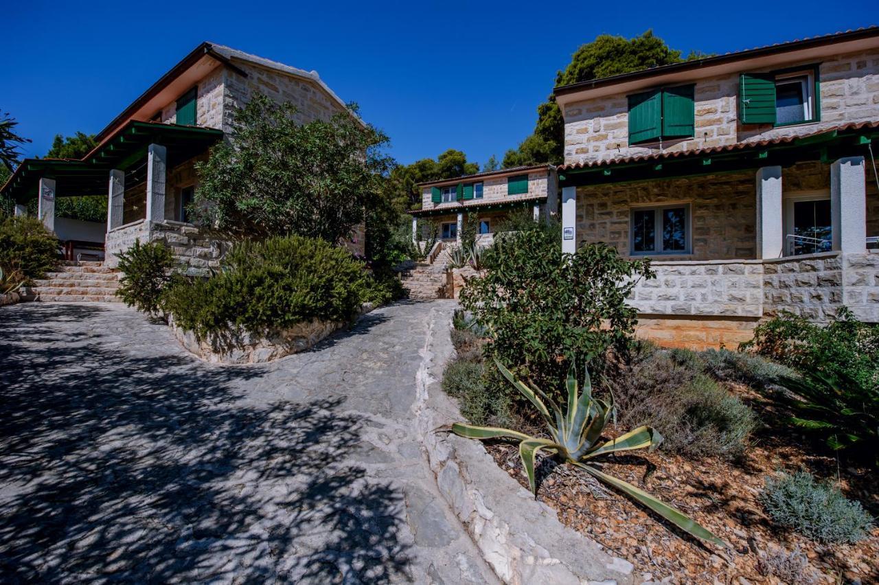 זבלה Hotel Skalinada מראה חיצוני תמונה